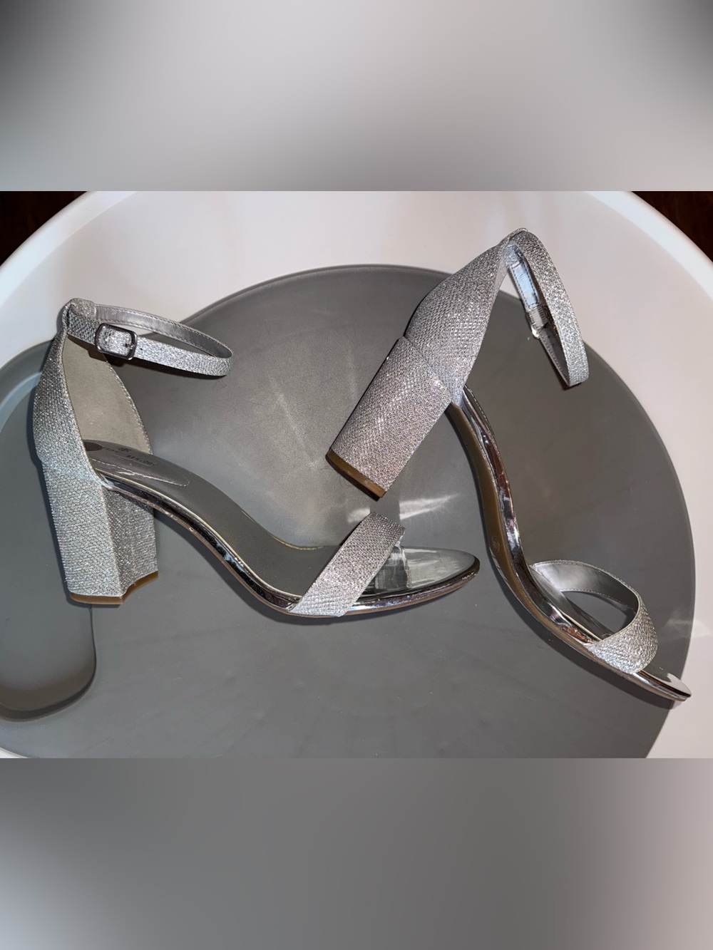 Bandolino Silver Glitter Block Heel Sandals & Matching Silver Clutch